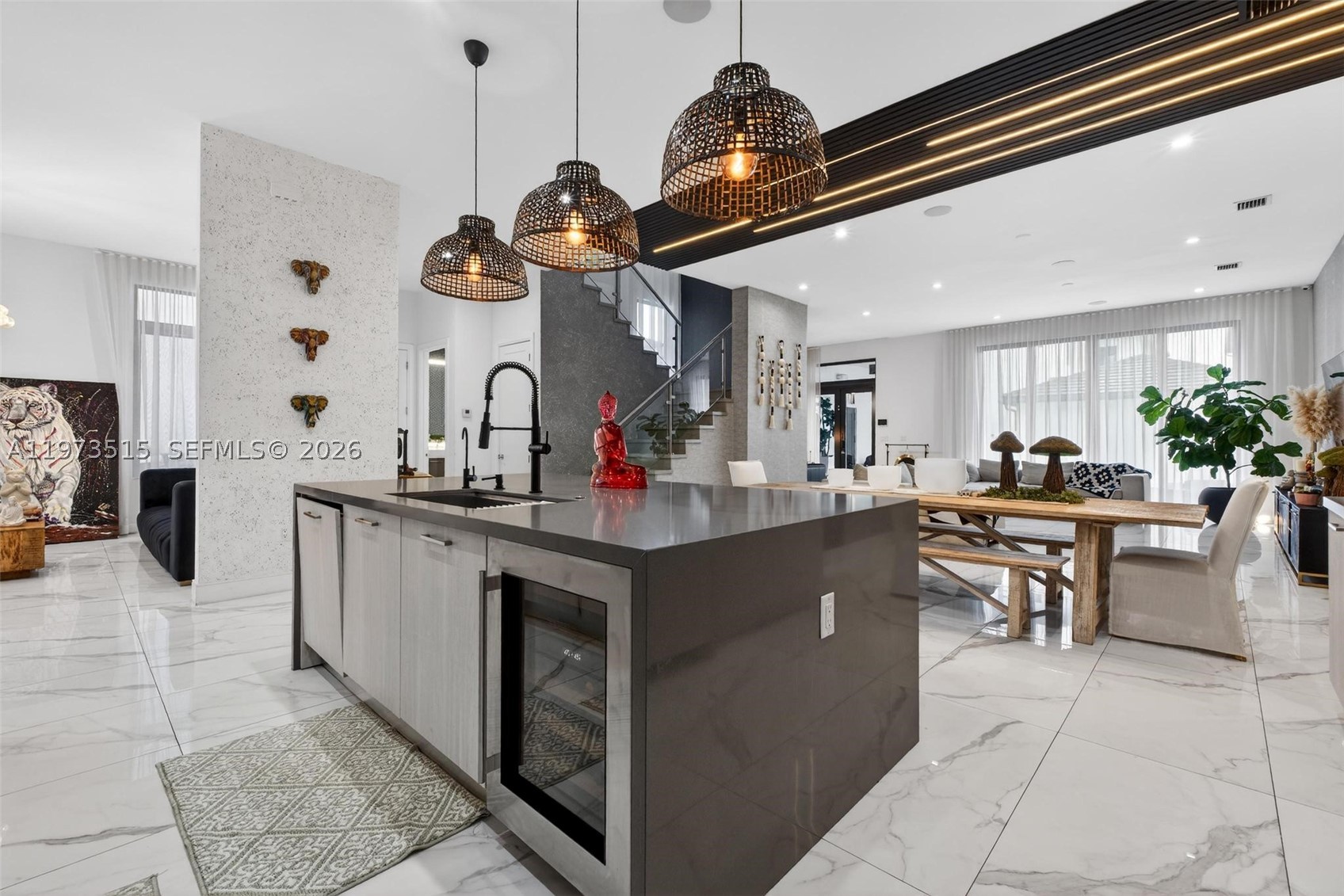 DOWNTOWN DORAL SOUTH PHAS - Residential