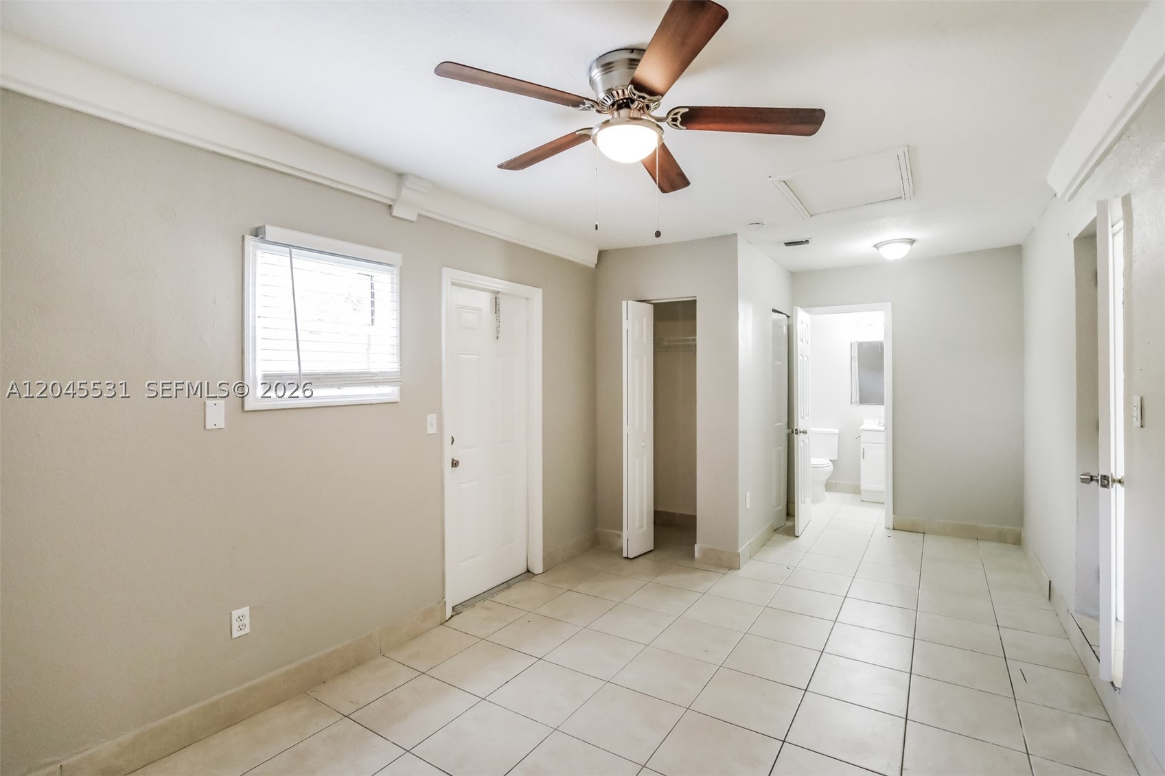 BROADVIEW PARK - Residential Lease