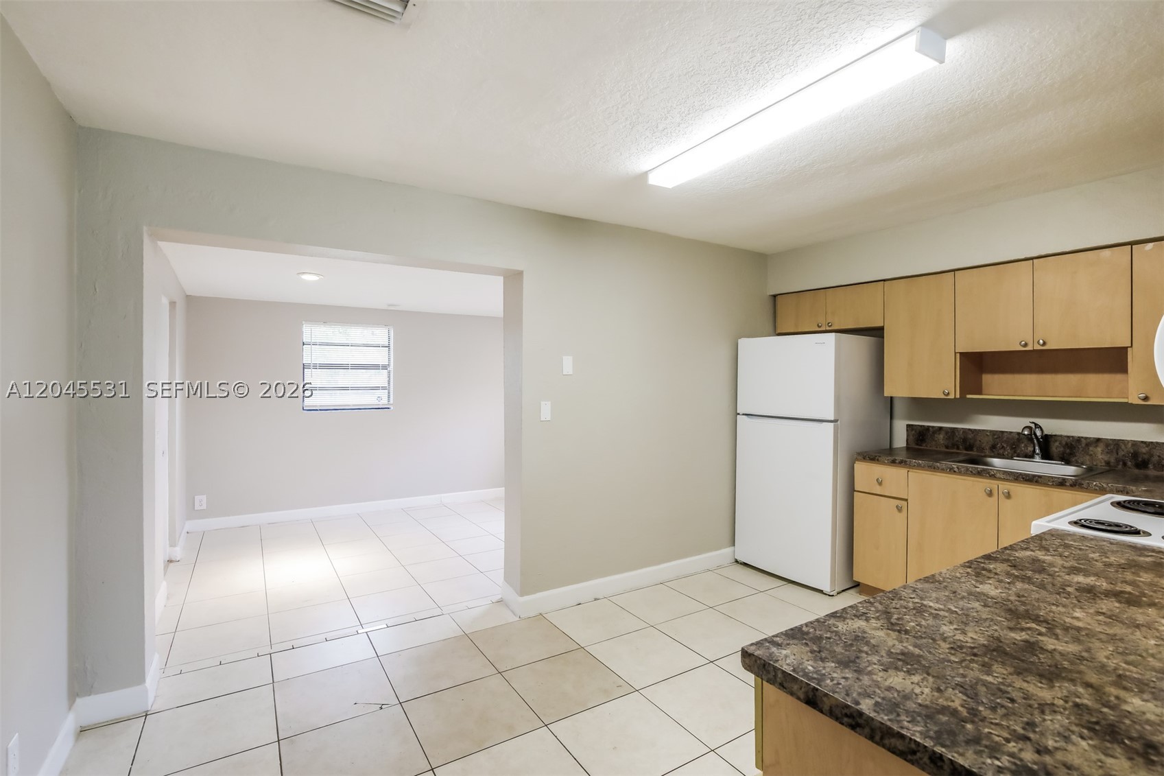 BROADVIEW PARK - Residential Lease