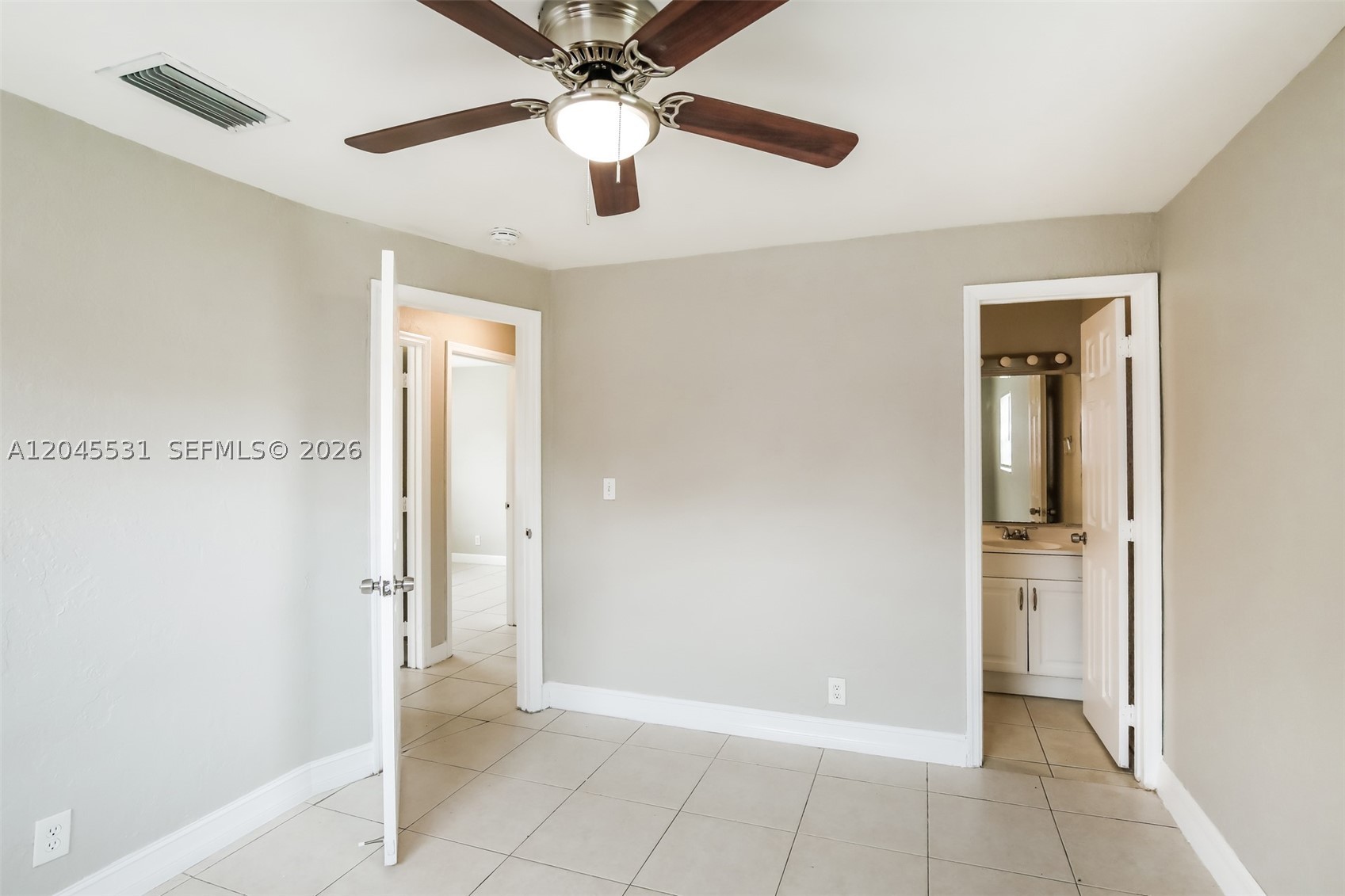 BROADVIEW PARK - Residential Lease