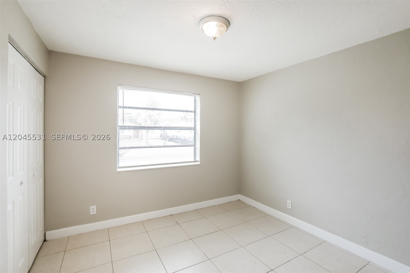 BROADVIEW PARK - Residential Lease
