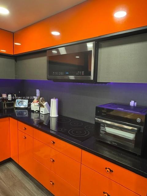 YOLANDA VILLAS CONDO - Residential
