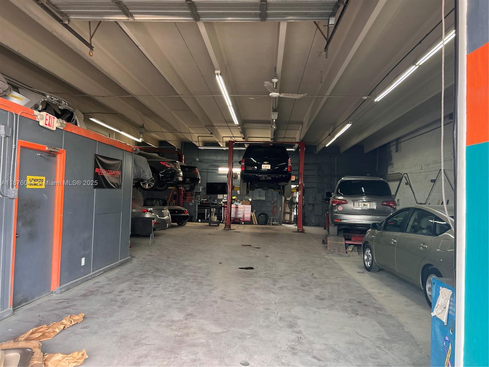6100 SQ FT BUILDING SITTING ON APPROX A QUARTER ACRE. AUTO BODY SHOP AND PRIME REAL ESTATE FOR SALE OR LEASE IN HOLLYWOOD FL. 2 GARAGE BAY DOORS WITH 2 PAINT BOOTHS WITH FIRE SUPPRESSION SYSTEMS, 1 MIXING ROOM, 6 LIFTS, 2 COMPRESSORS, WELDERS.  GREAT OPPORTUNITY TO WORK ON FLEET VEHICLES AND DEALERSHIPS IN AREA FROM THIS LOCATION.
TURNKEY OPPORTUNITY WITH A 38 YEAR FAMILY BUSINESS, FULLY OPERATIONAL HIGH END BODY SHOP TRUSTED AND RESPECTED IN THE COMMUNITY. THIS BUSINESS HAS MANY LOCAL DEALERSHIPS WHO SEND THEIR VEHICLES HERE DUE TO THE IMPECCABLE WORK DONE WITH ATTENTION TO DETAIL AND THEIR FANTASTIC CUSTOMER SERVICE.  SHOP FEATURES TWO STATE OF THE ART PAINT BOOTHS. BOTH THE BUSINESS AND THE REAL ESTATE ARE FOR SALE OR LEASE.  CALL TODAY TO SCHEDULE AN EXCLUSIVE SHOWING.

DO NOT DISTURB BUSINESS OR EMPLOYEES BY APPT ONLY!!!