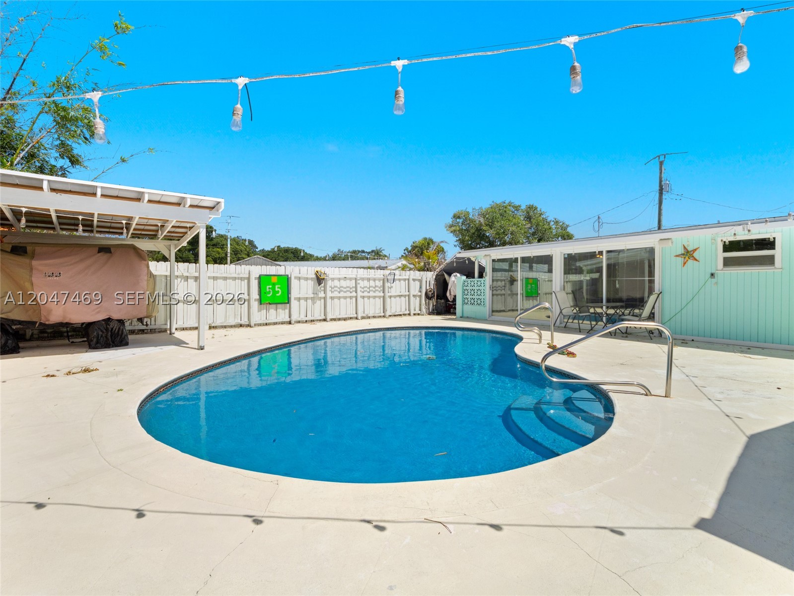 Little Hollywood - Residential