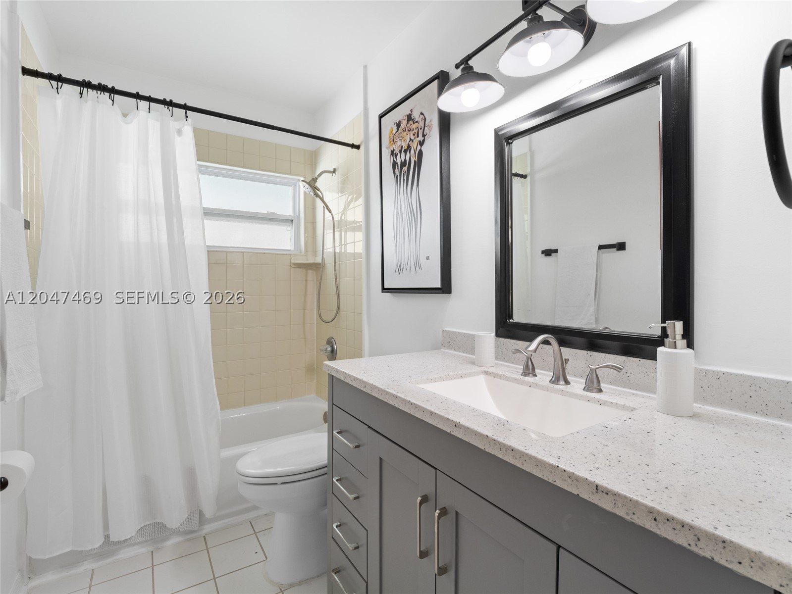 Little Hollywood - Residential