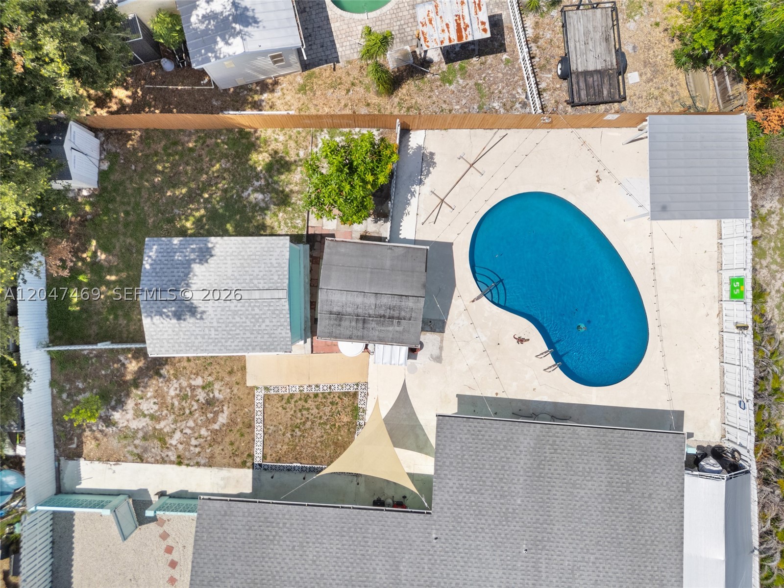 Little Hollywood - Residential