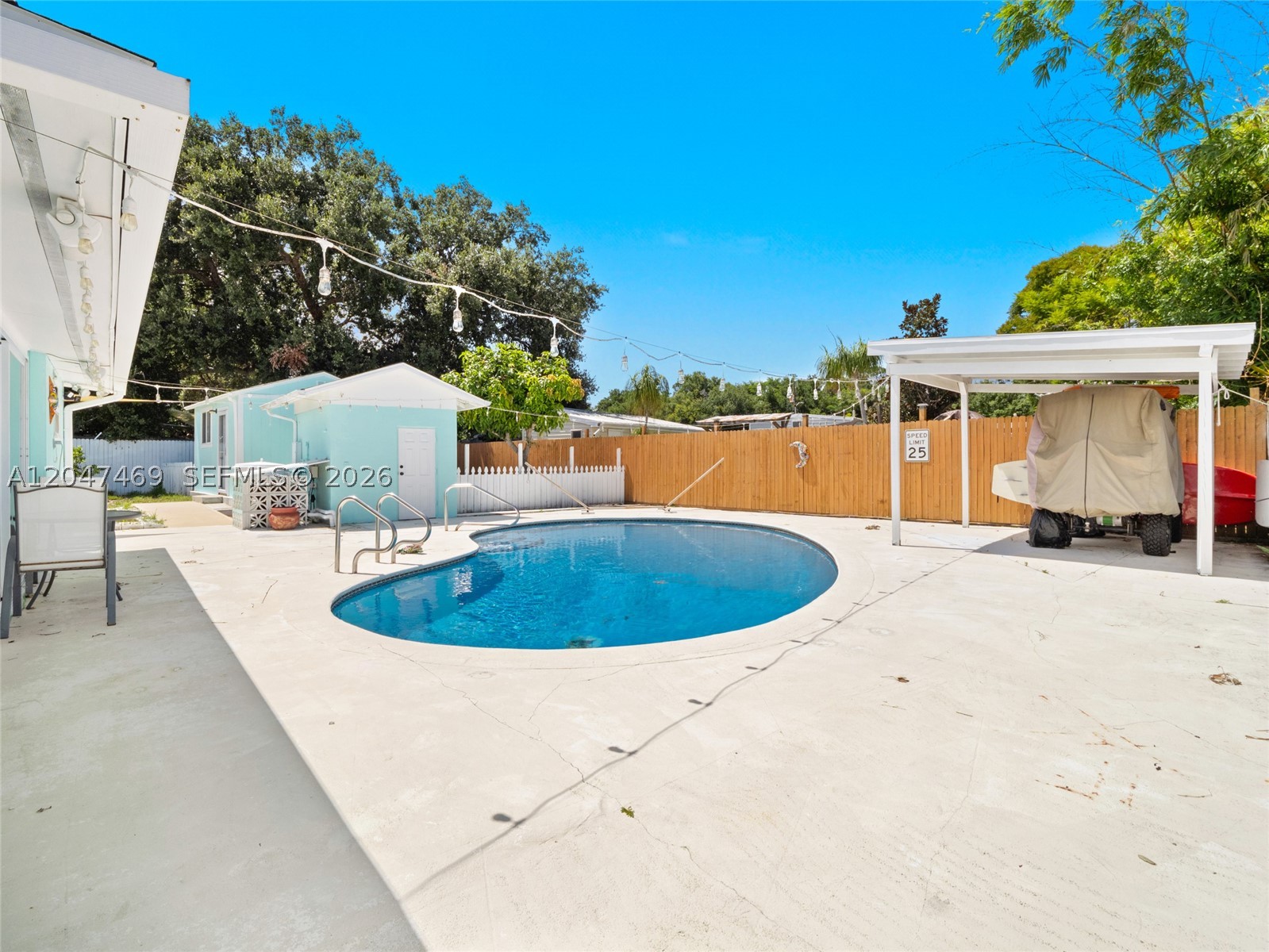 Little Hollywood - Residential