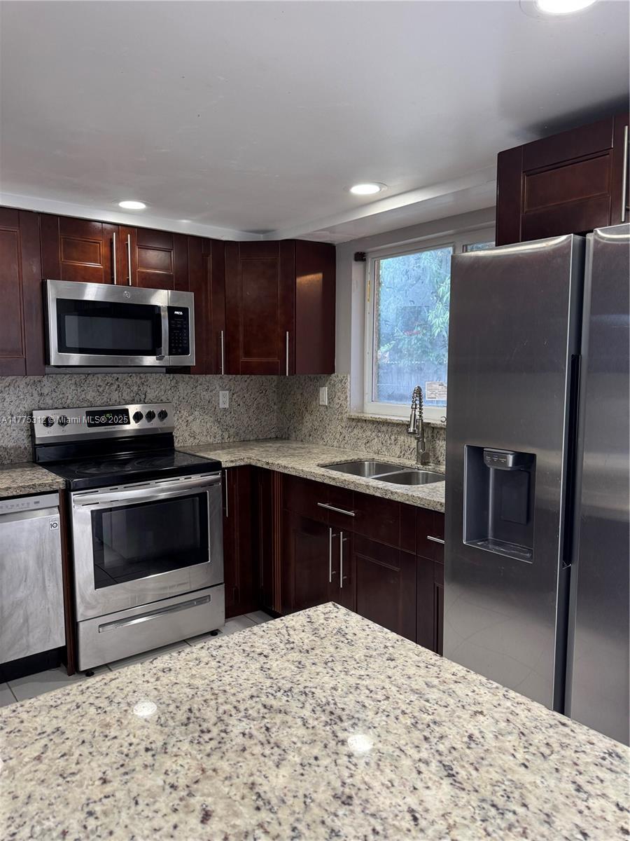 MIRAMAR SEC 13 - Residential Lease