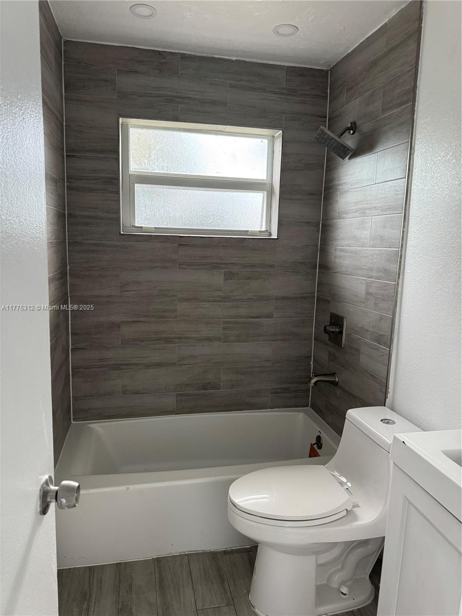 MIRAMAR SEC 13 - Residential Lease