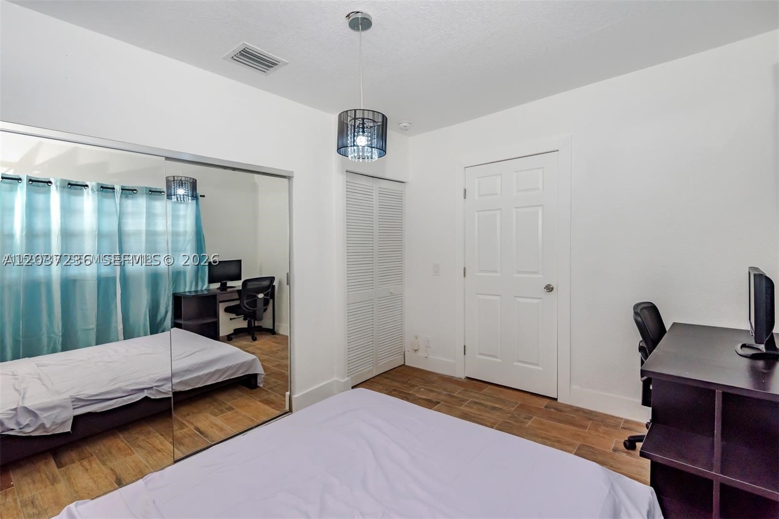 WYND WOOD PARK - Residential Income