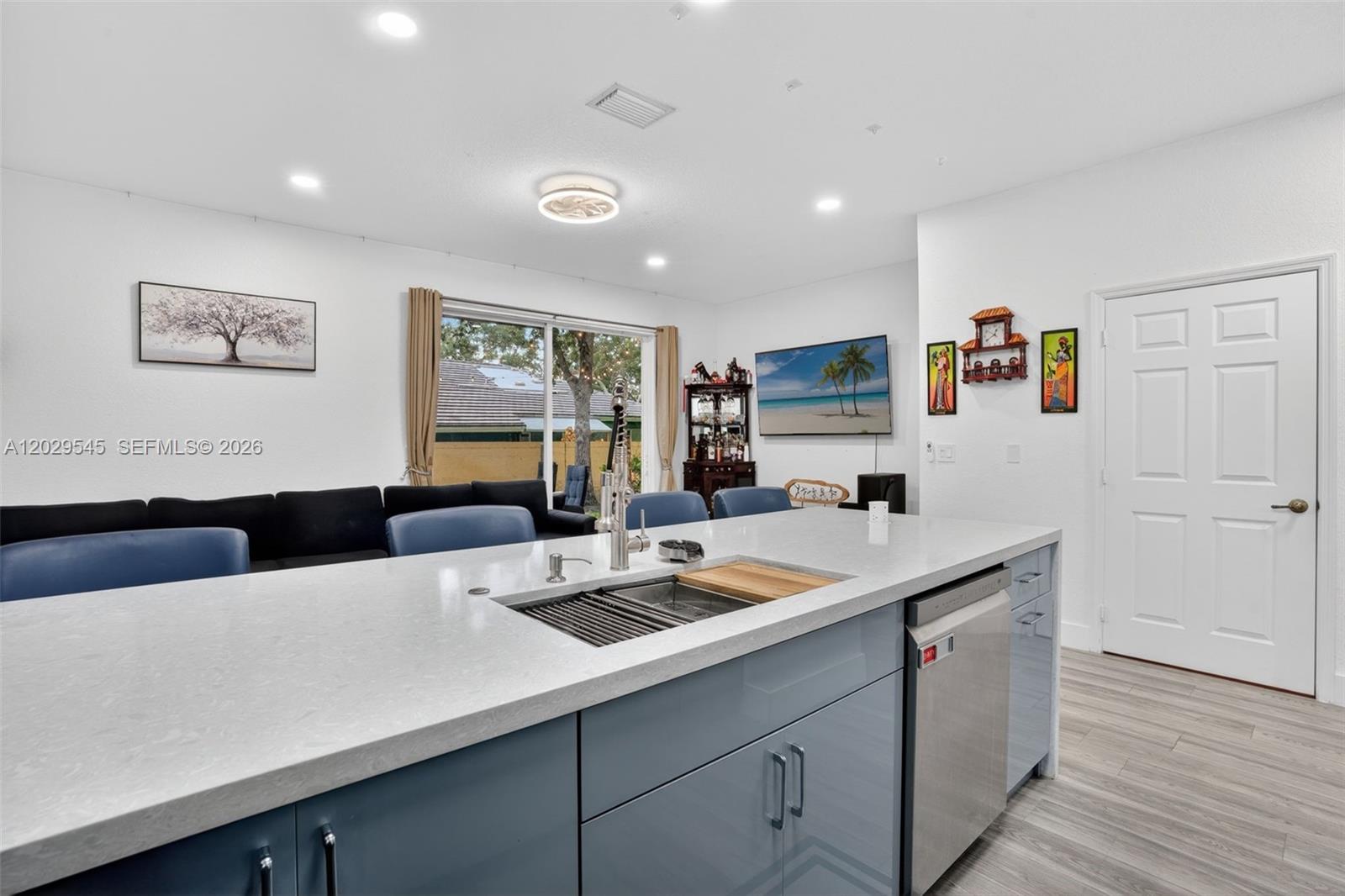 VILLAGE WALK - Residential