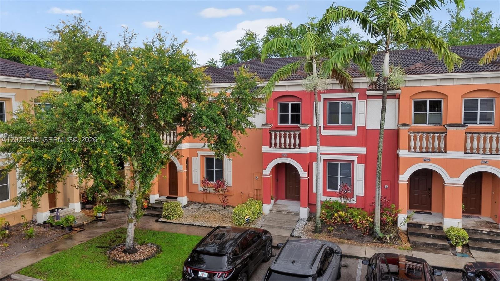 VILLAGE WALK - Residential