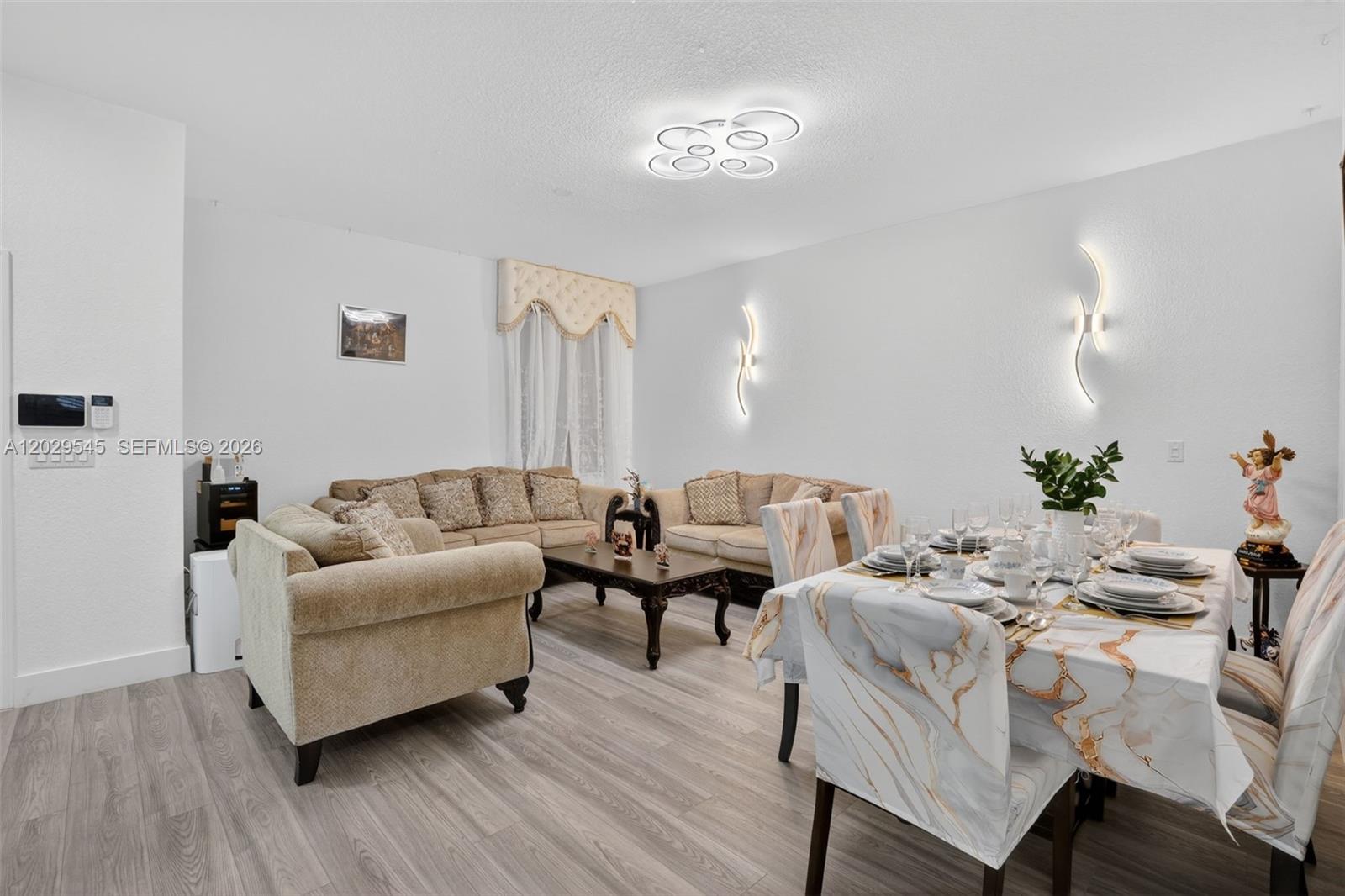 VILLAGE WALK - Residential