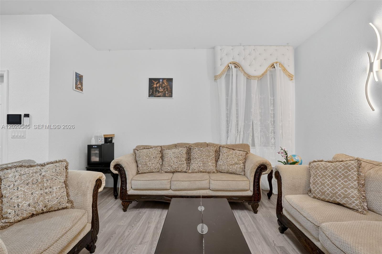 VILLAGE WALK - Residential
