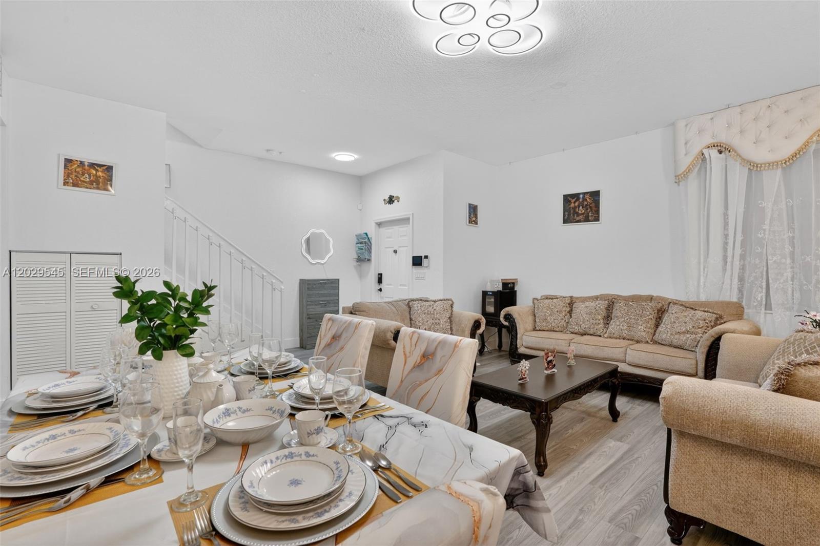 VILLAGE WALK - Residential