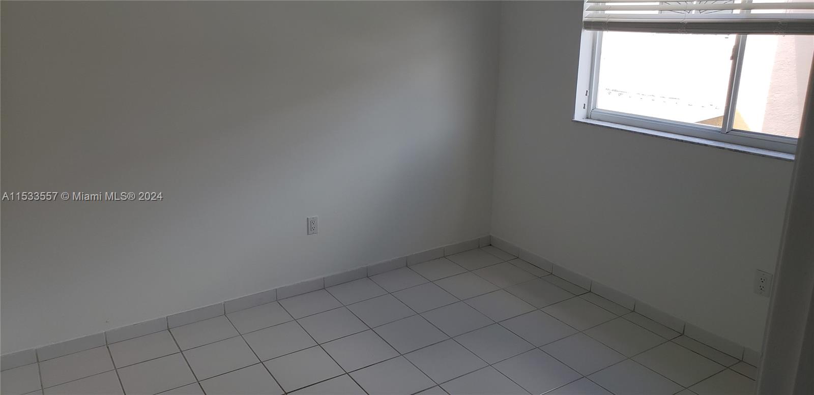 EL PRADO XIII CONDO - Residential Lease