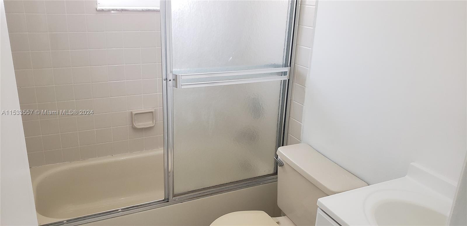 EL PRADO XIII CONDO - Residential Lease