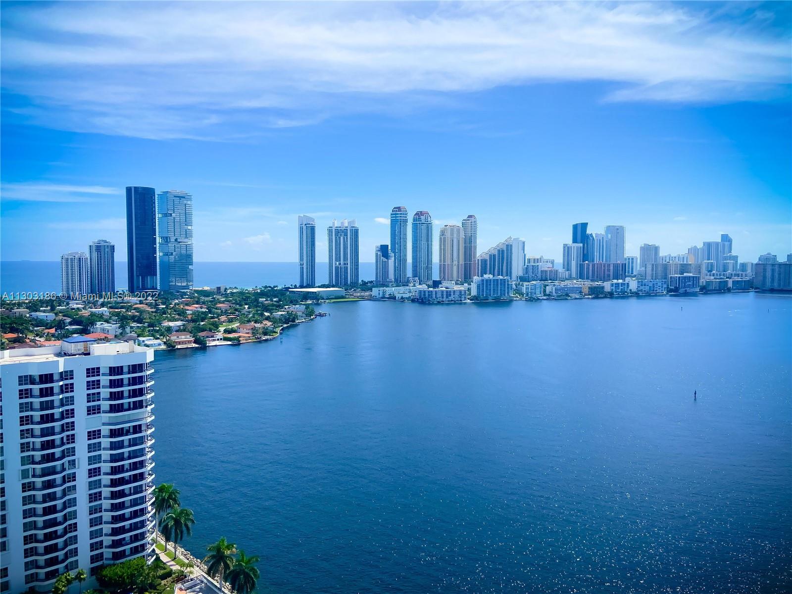 THIS UNIT HAS A PANORAMIC AND GORGEOUS VIEW OF THE BAY, THE OCEAN, SKYLINE AND THE CITY. THE UNIT BOASTS A KITCHEN WITH QUARTZ COUNTER TOPS, STAINLESS STEEL APPLIANCES, NEW WASHER AND DRYER, NEWER BATHROOMS WITH JERUSALEM STONES, HUNTER DOUGLAS BLINDS, HURRICANE SHUTTERS. STORAGE ROOM, WASHER & DRYER. MYSTIC POINTE HAS 6 TENNIS COURTS, PICKLE BALL COURTS, SWIMMING POOL, SPA, SAUNA, ETC . COME TO CALL "HOME" THIS BEAUTIFUL UNIT AND ENJOY ALL THE SOCIAL ACTIVITIES
DISCLOSURE: The detailed information in this listing is a description of the unit, the condominium and its surroundings, nothing described shows any kind of discrimination.