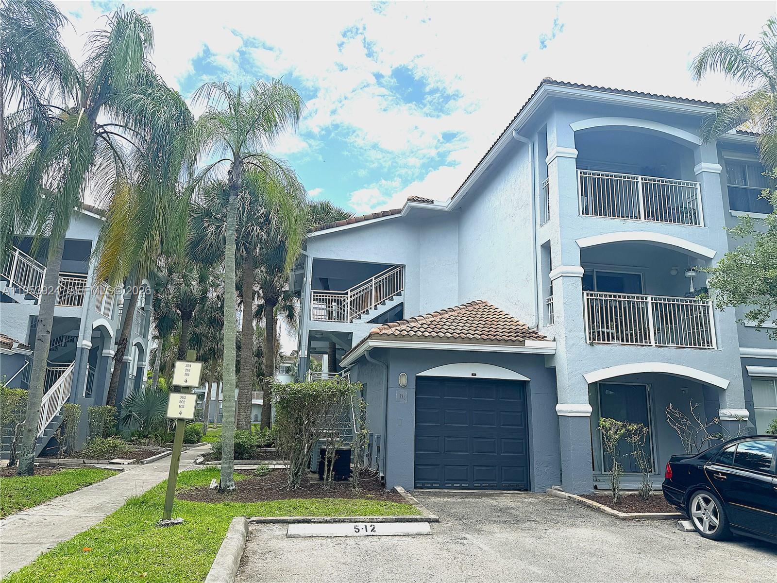 BEST PRICED 2-2 CONDO IN PEMBROKE PINES. SPACIOUS AND COMFORTABLE. OVERSIZED MASTER BEDROOM WITH W-I CLOSET. VOULTED CEILINGS. LOTS OF WINDOWS AND LIGHT. OPEN BALCONY. TILED FLOORS THROUGHOUT AND LAMINATED IN BEDROOMS. WASHER & DRYER IN UNIT. NICELY LANDSCAPED, GATED COMMUNITY DISPLAYED AROUND A BEAUTIFUL LAKE FEATURES CLUB HOUSE, COMMUNITY POOL, CHILDREN PLAYGROUND, GYM, IN SITU MANAGEMENT OFFICE AND OTHER AMENITIES. RIGHT ON PINES BLVD, IT'S ONLY A FEW MINUTES TO PEMBROKE LAKES MALL, AMC MOVIE THEATER, PEMBROKE SHOPPES MALL, SUPERMARKETS, MOST MAJOR STORES, FINE AND CASUAL DINING, SCHOOLS AND MORE. PETS ALLOWED. ALL OF THE ABOVE MAKES IT A VERY DESIRABLE AND HIGHLY DEMANDED UNIT. VIRTUAL STAGED PICTURES HAVE BEEN ADDED TO SHOW POSSIBILITIES. OK TO LEASE 1ST YEAR, SO IF YOU'RE LOOKING FOR A GREAT DEAL TO INVEST IN, IT'S A MUST SEE.