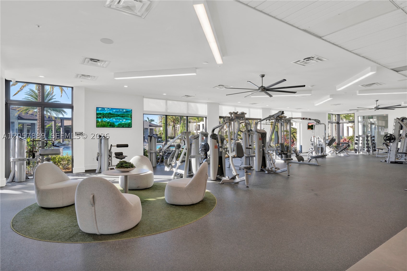 DOWNTOWN DORAL SOUTH PHAS - Residential