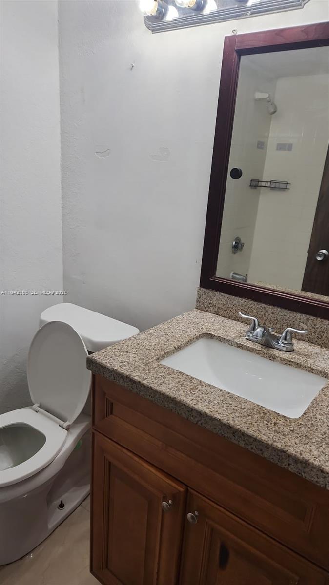 GOLDEN GATE APARTMENTS CO - Residential