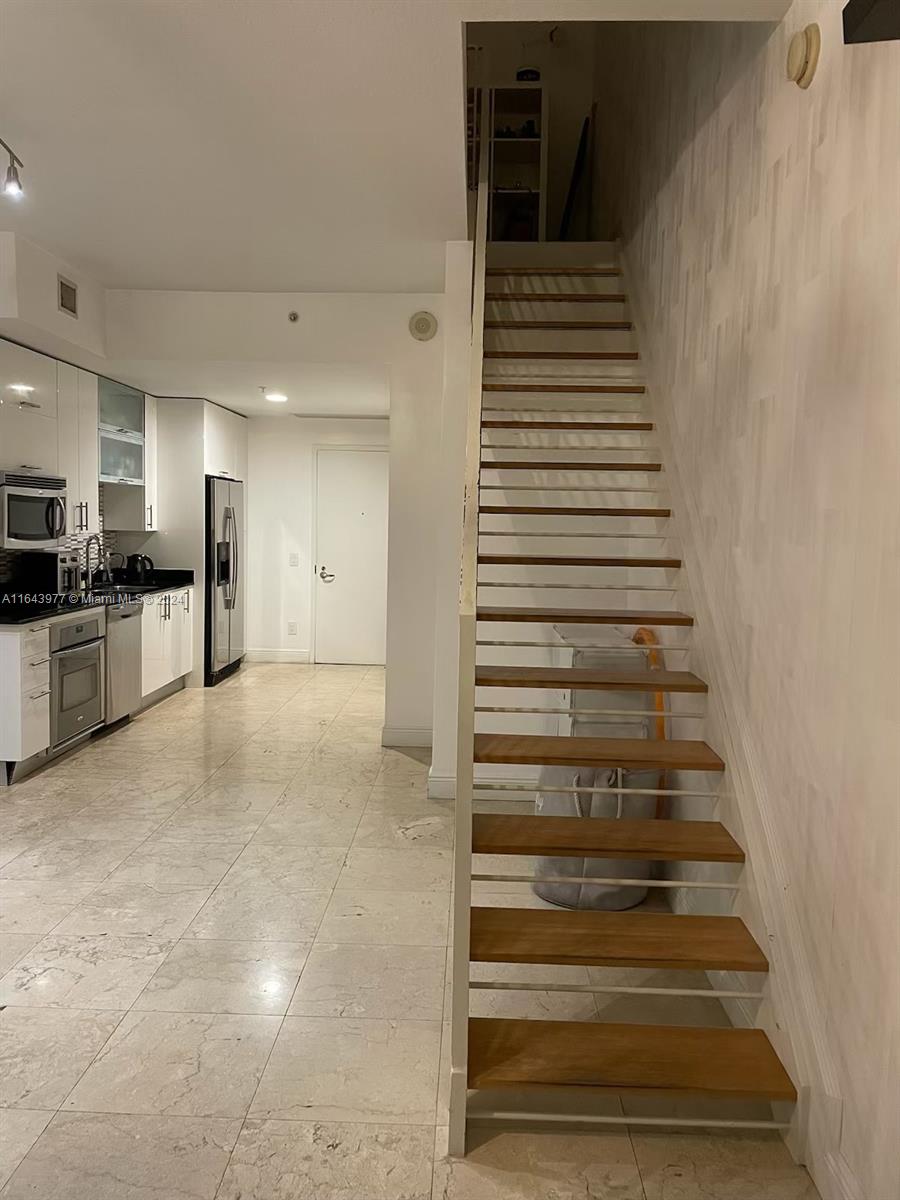 INFINITY AT BRICKELL COND - Residential Lease