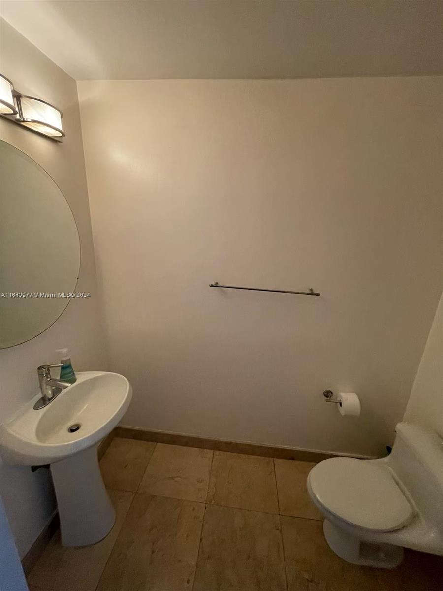 INFINITY AT BRICKELL COND - Residential Lease