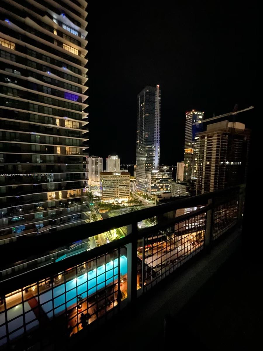 INFINITY AT BRICKELL COND - Residential Lease