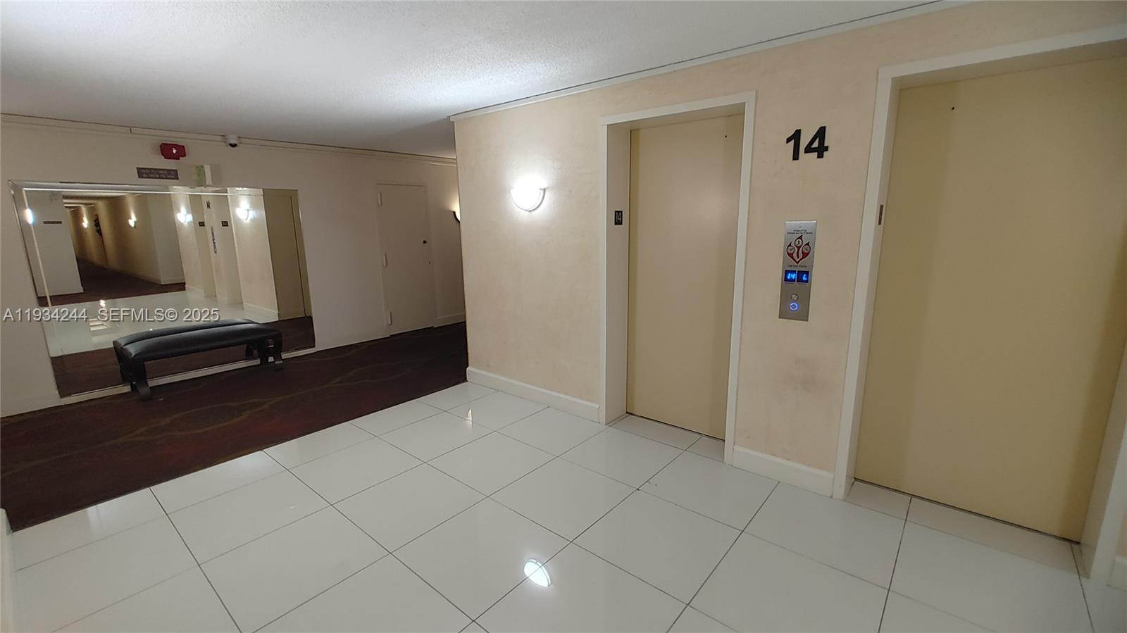 WINSTON TOWERS 500 CONDO - Residential