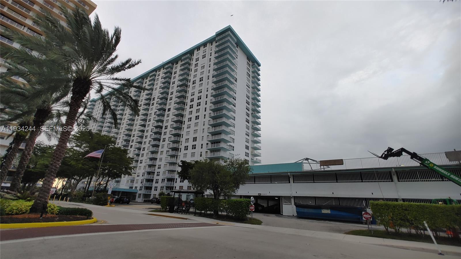 ESTATE SALE! READY TO CLOSE! BEST PRICED UNIT! Low Maintenance fee $420.37/mo. Enjoy the best line in the building, offering breathtaking open water and city views. This unit features updated impact windows and abundant natural light. The building offers a full suite of amenities, including a resort-style pool, fitness center, garage parking, game room, library, bike room, party room, and more. Ideally located within walking distance to the beach, dining, and public transportation. A low maintenance fee includes cable, internet, and access to all amenities. Easy to show—call today for a private showing.