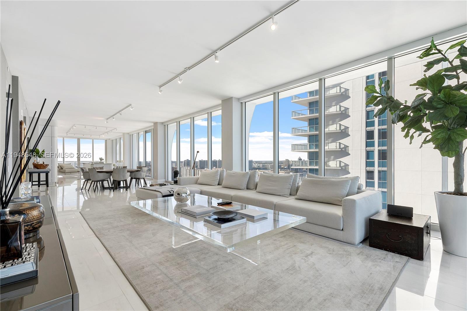 JADE SIGNATURE CONDO - Residential Lease