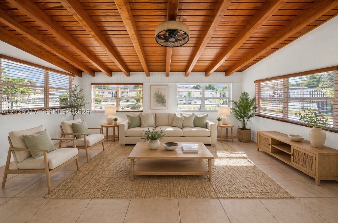 FONTAINEBLEAU GARDENS 1ST - Residential