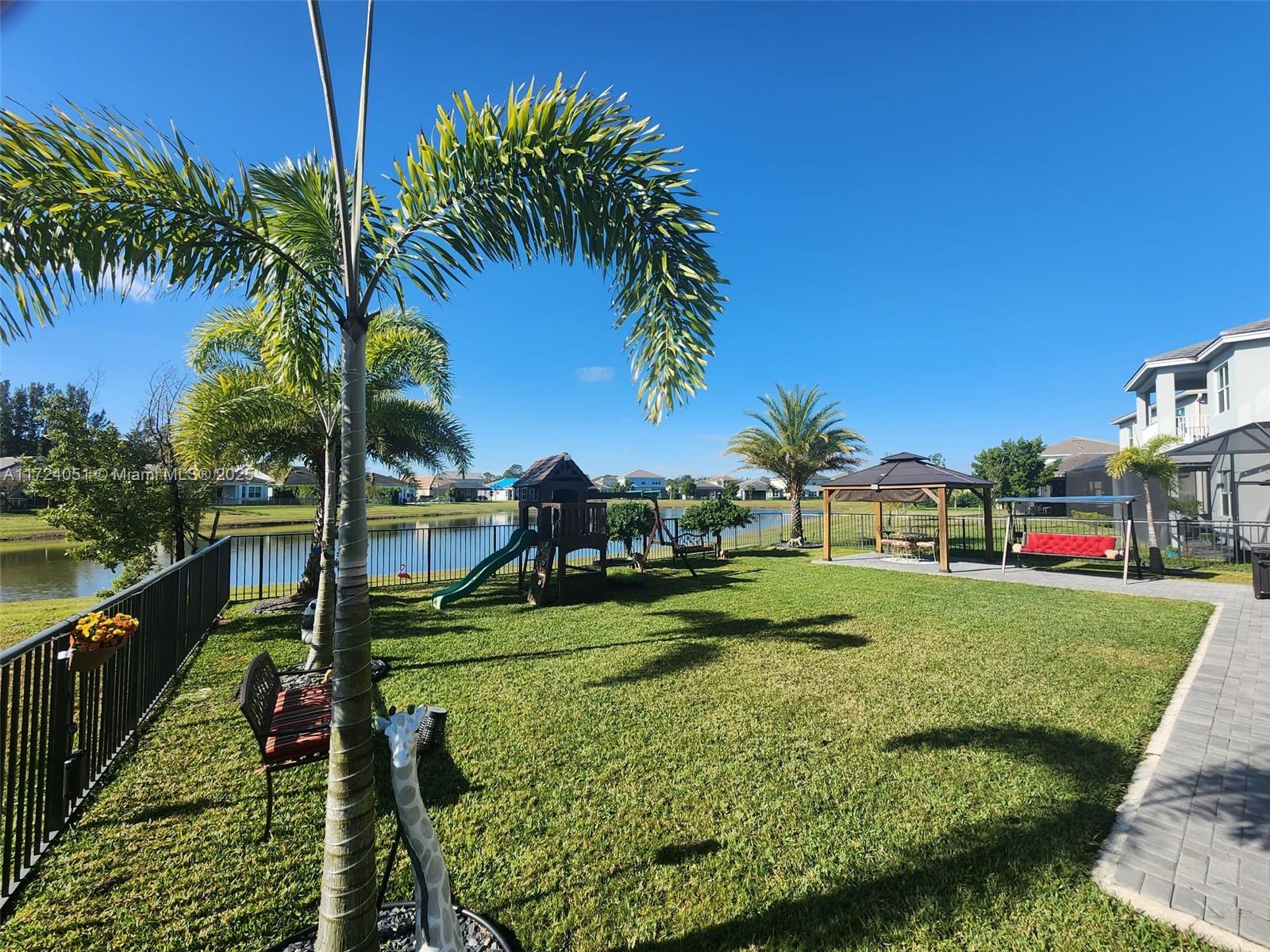 GROVES OF WESTLAKE - Residential