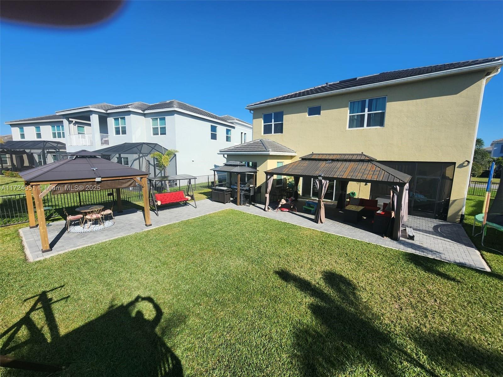 GROVES OF WESTLAKE - Residential