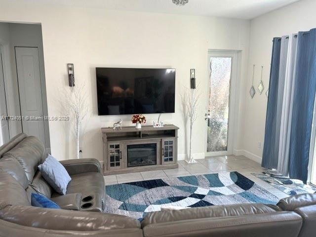 GROVES OF WESTLAKE - Residential