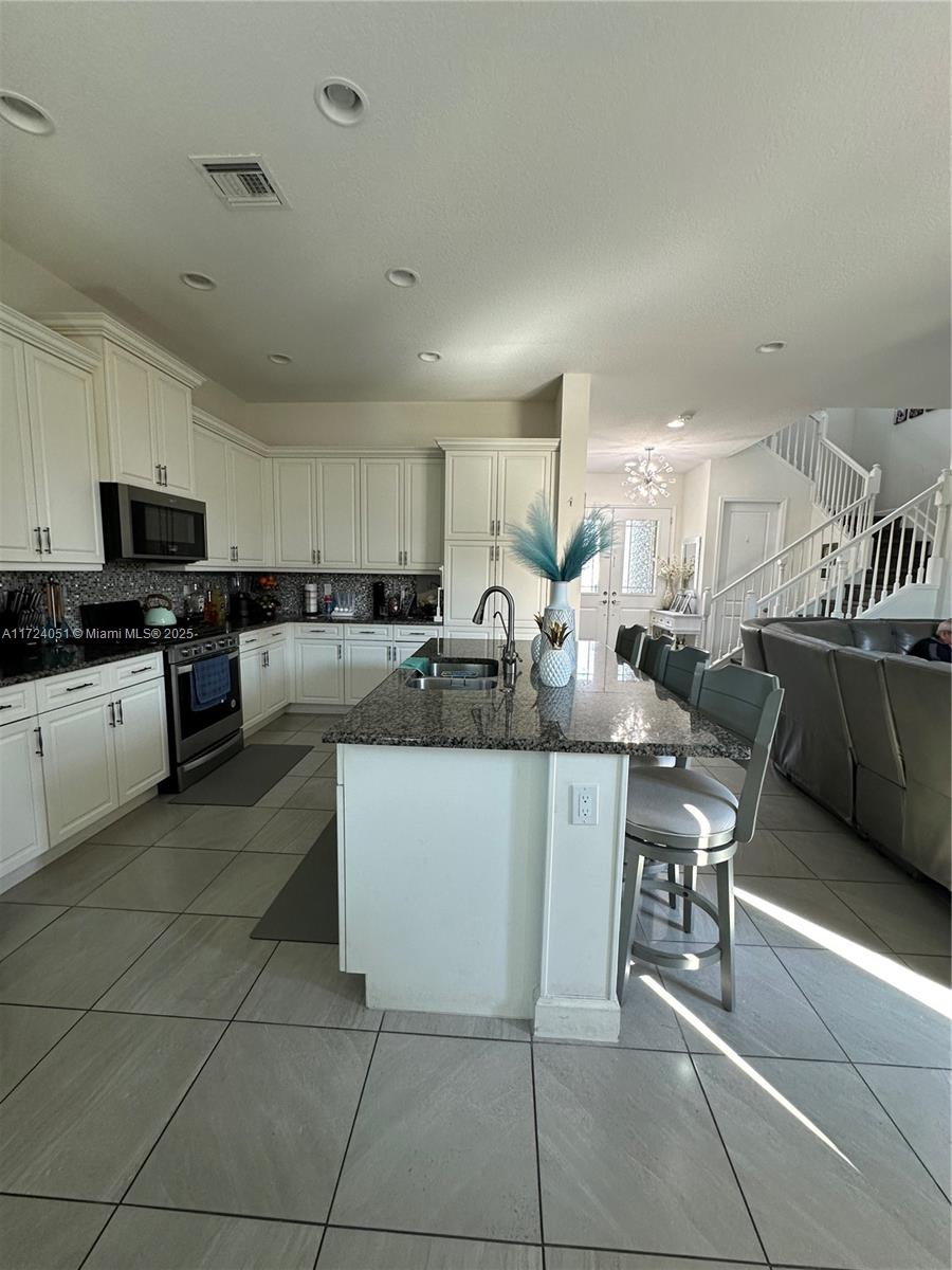 GROVES OF WESTLAKE - Residential