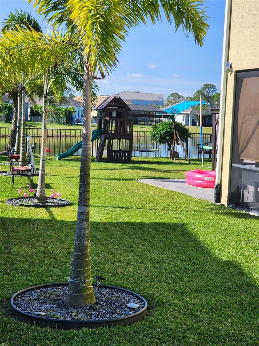 GROVES OF WESTLAKE - Residential