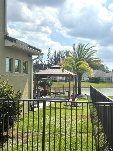 GROVES OF WESTLAKE - Residential