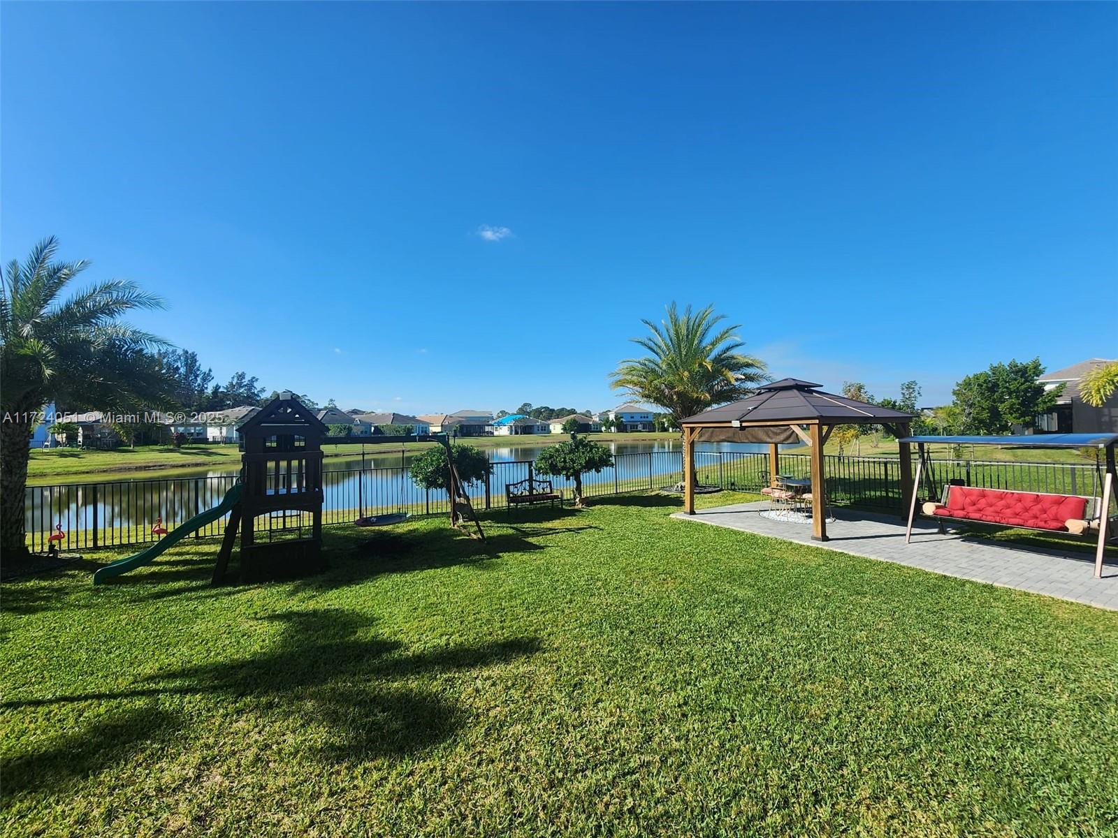 GROVES OF WESTLAKE - Residential