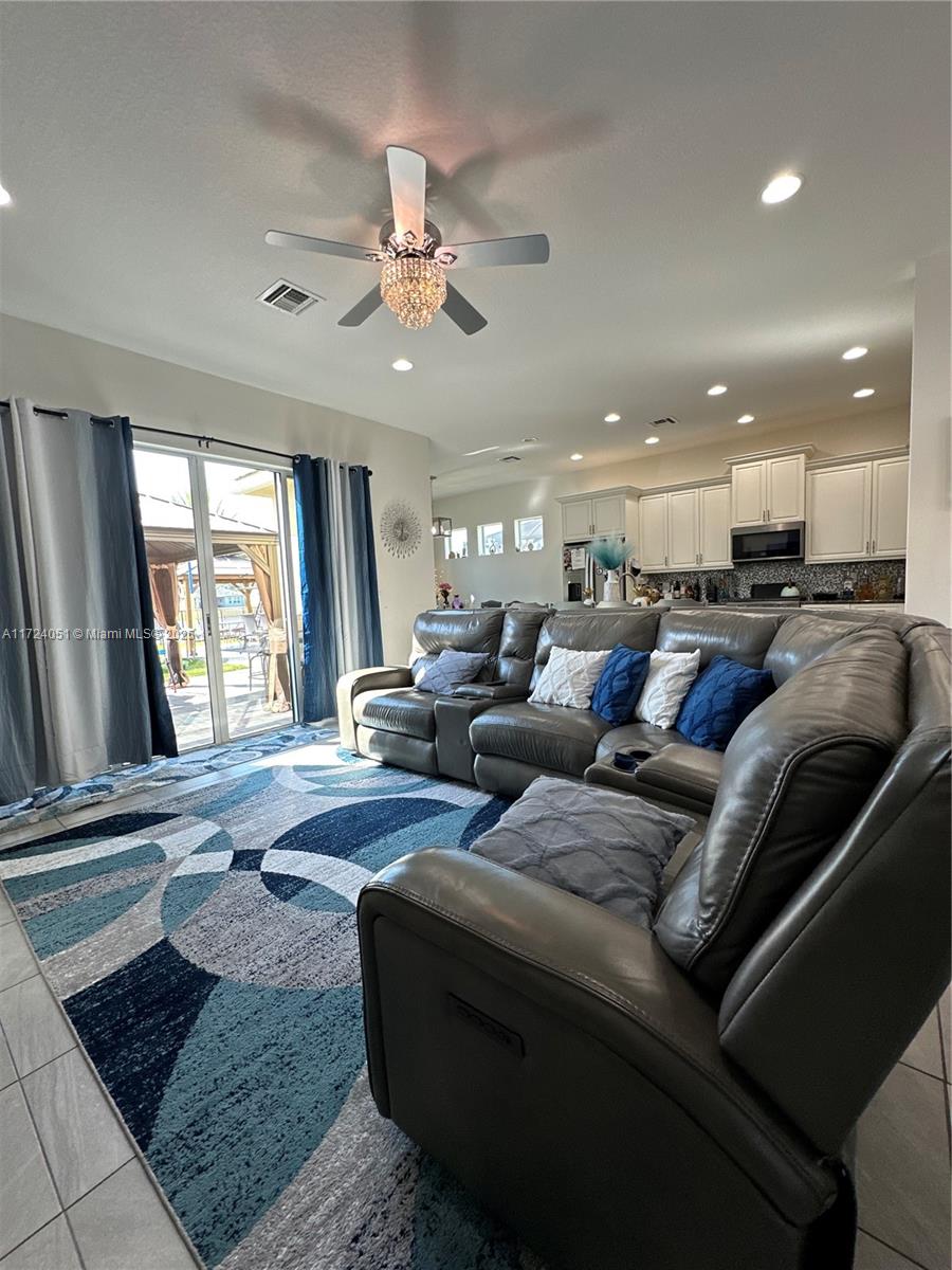 GROVES OF WESTLAKE - Residential