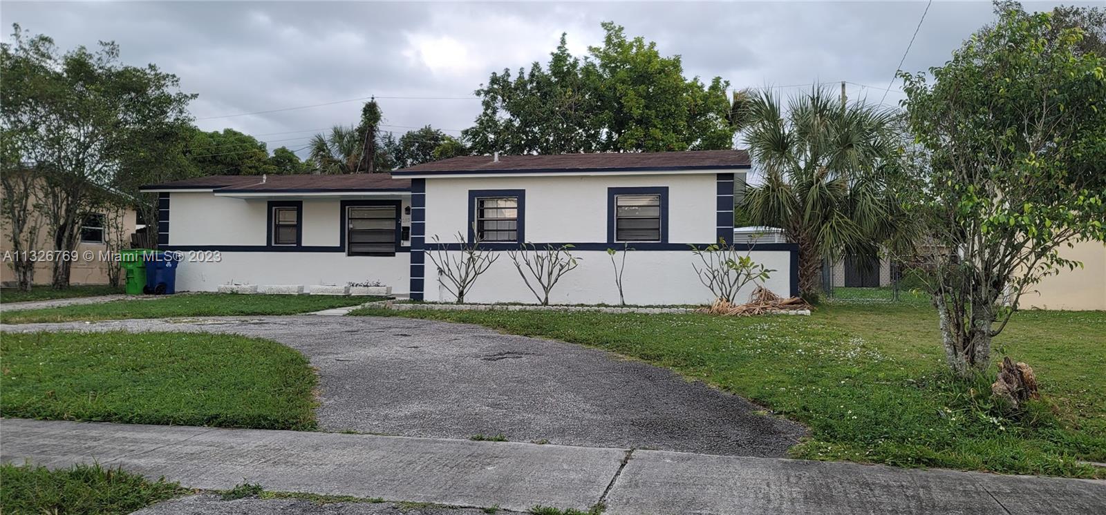 SUNRISE GOLF VILLAGE SEC - Residential