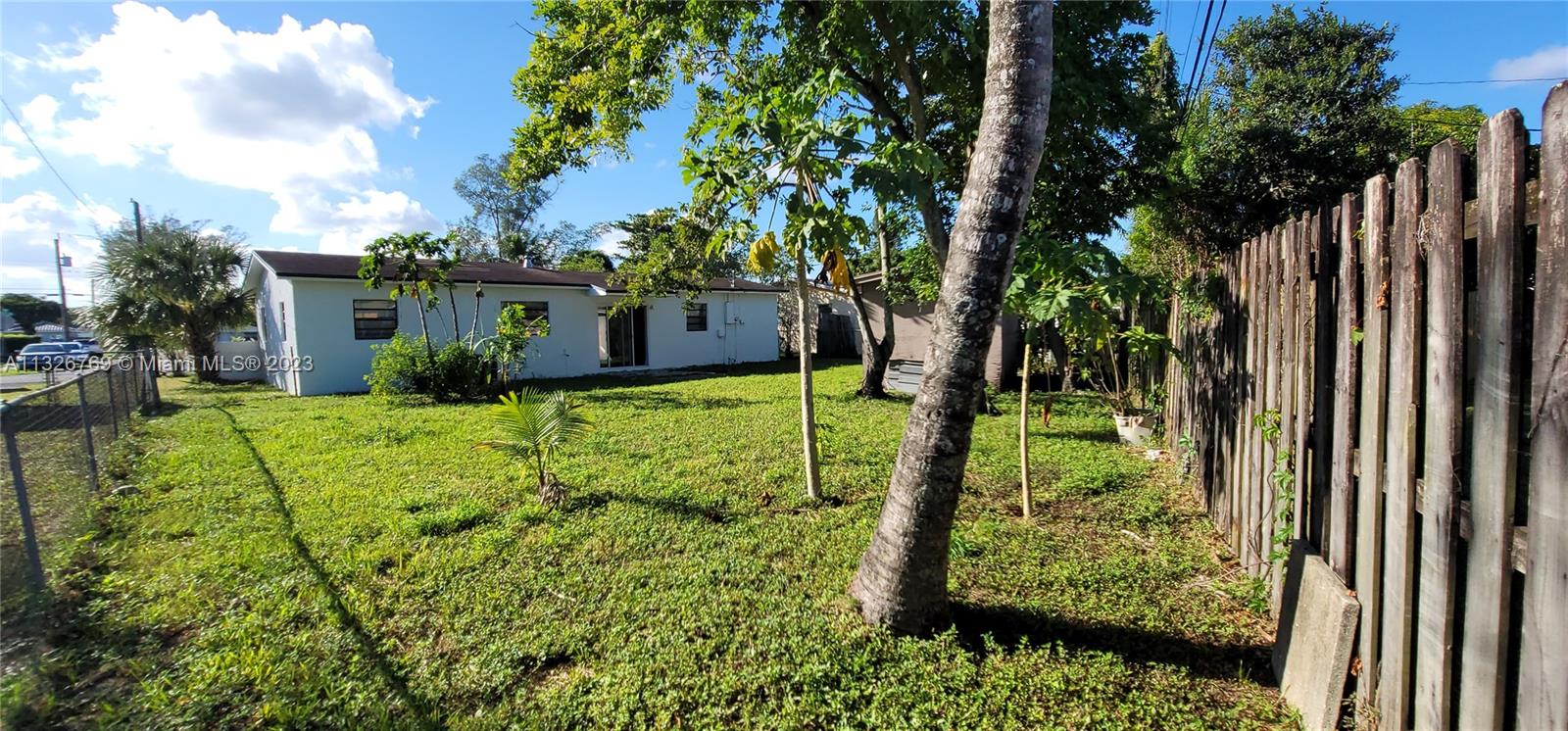 SUNRISE GOLF VILLAGE SEC - Residential