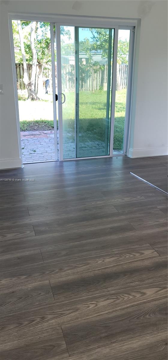 SUNRISE GOLF VILLAGE SEC - Residential