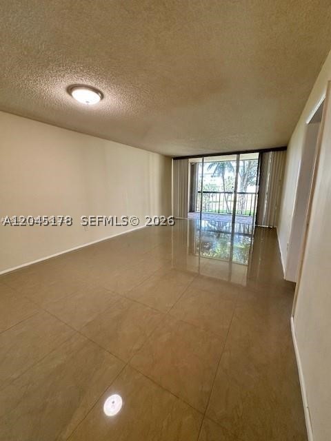 GARDENS OF KENDALL SO CON - Residential