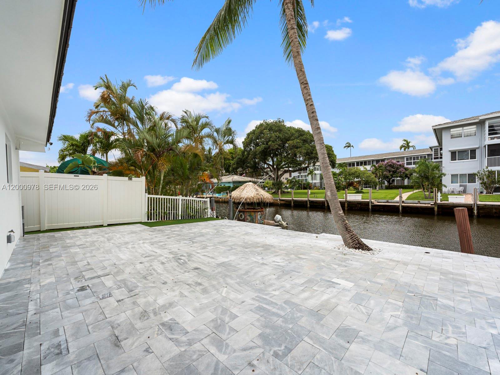 RIO NUEVO ISLE - Residential