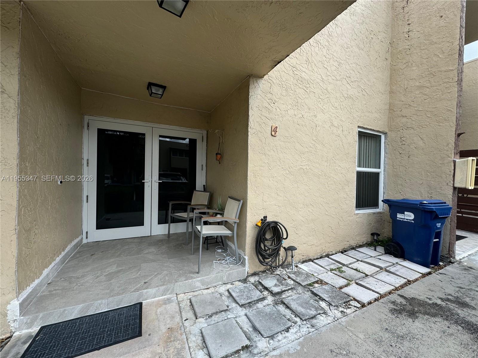 KENDALE WOODS NORTH CONDO - Residential