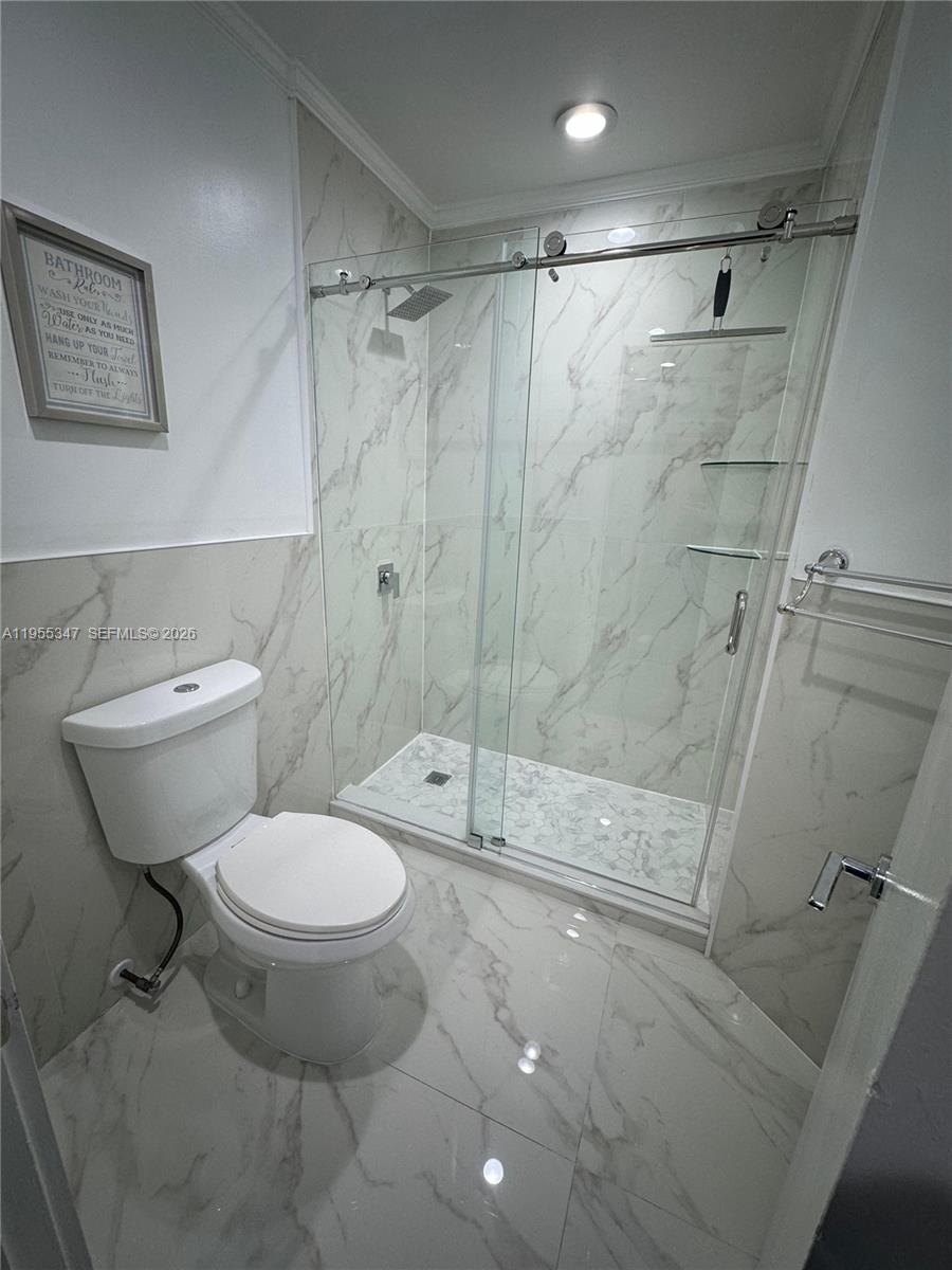 KENDALE WOODS NORTH CONDO - Residential