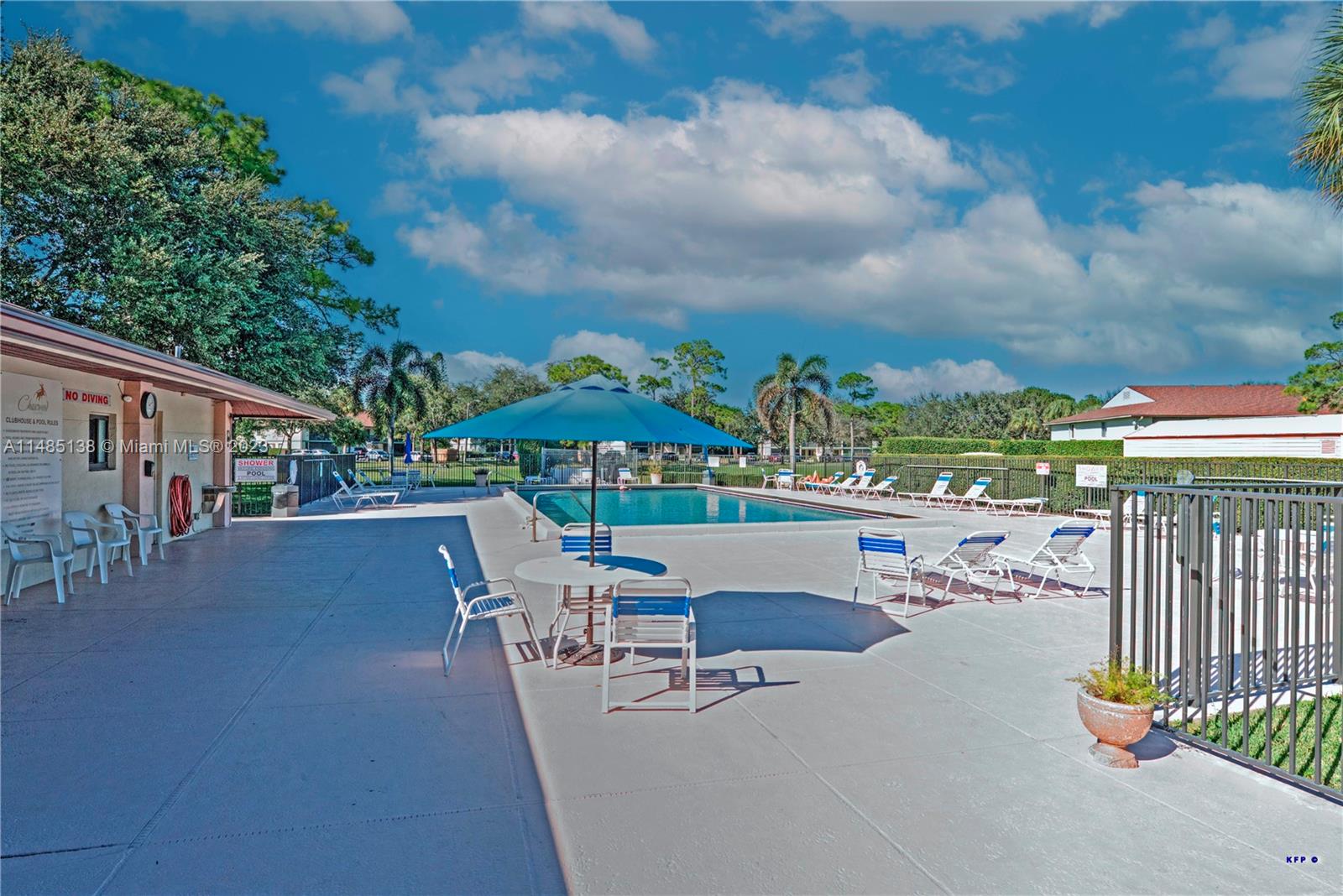 CHASEWOOD OF JUPITER COND - Residential