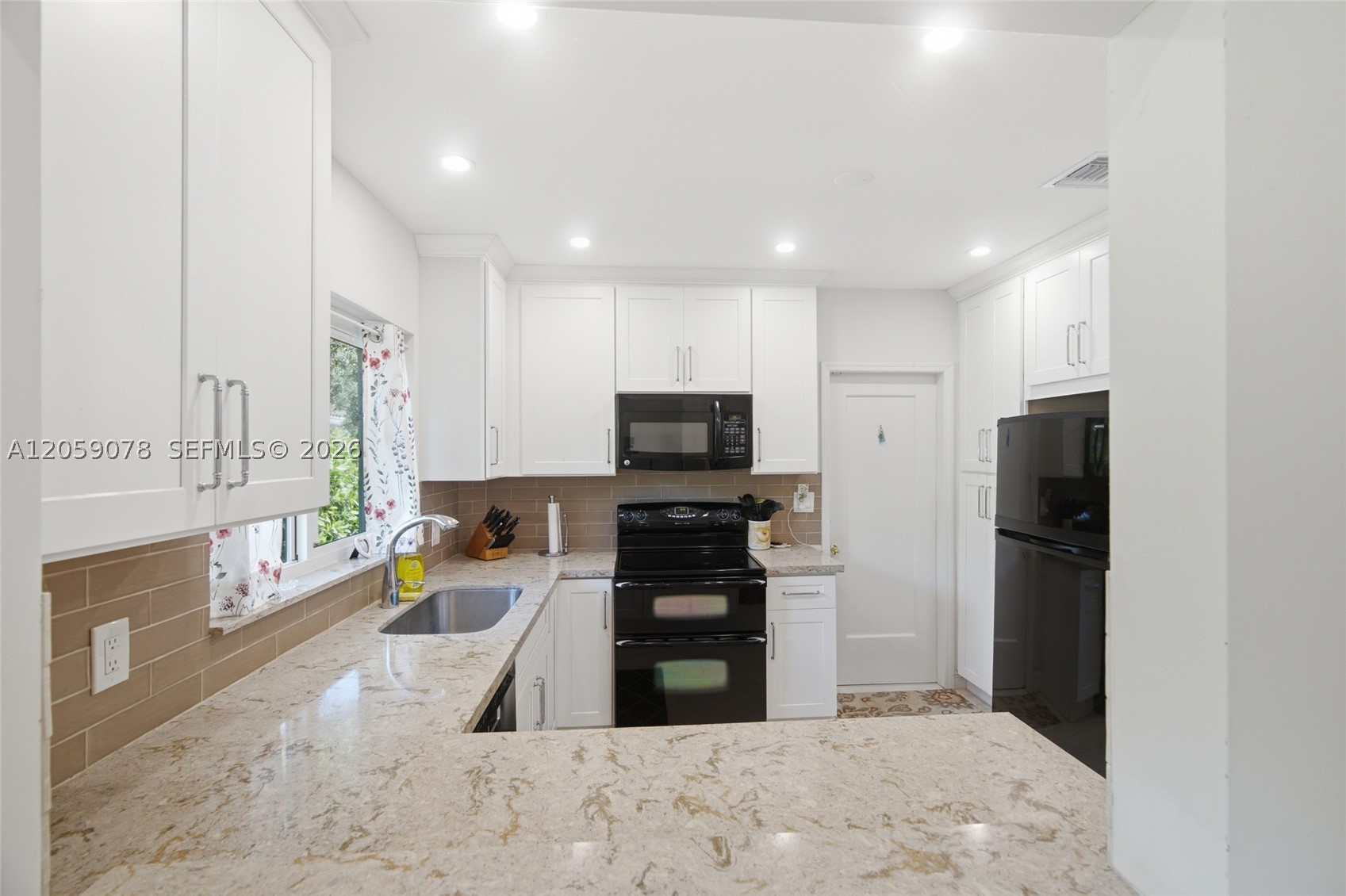 MIAMI SHORES ESTATES - Residential