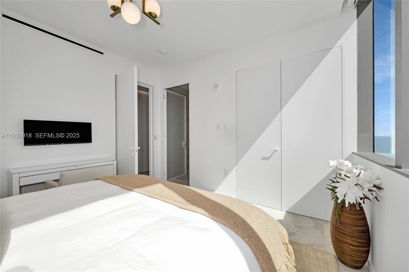 2000 OCEAN CONDO - Residential